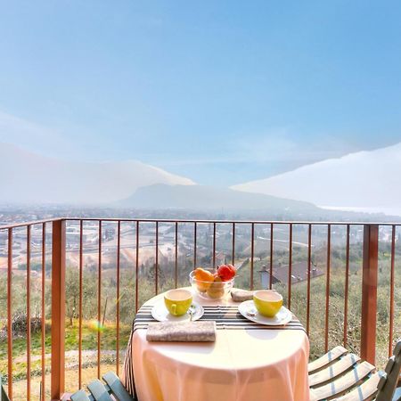 Lake View Dom-Us Apartment - Happy Rentals Riva del Garda Esterno foto